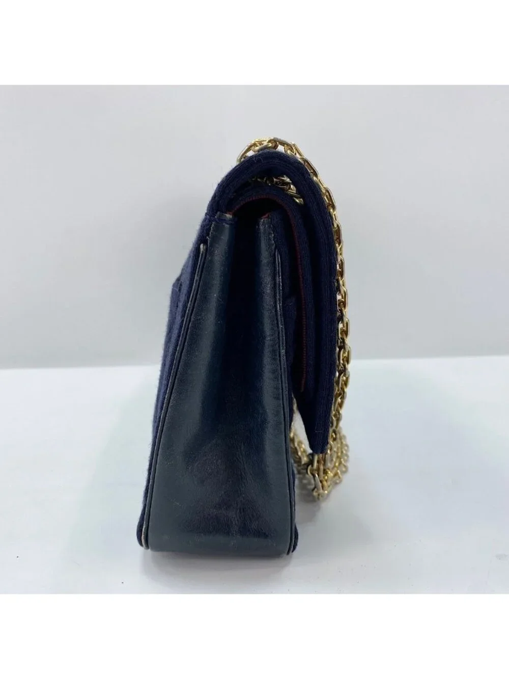 Chanel Shoulder Bag Quilted 25